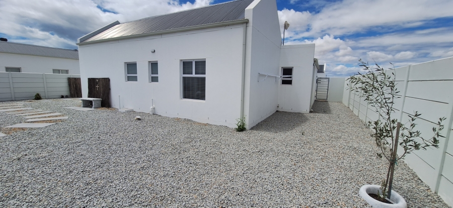 2 Bedroom Property for Sale in Laaiplek Western Cape